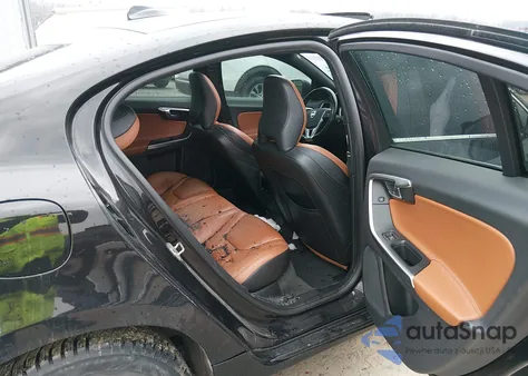 2015 Volvo S60 T5 Platinum from USA, damaged, VIN YV126MFM8F1342060